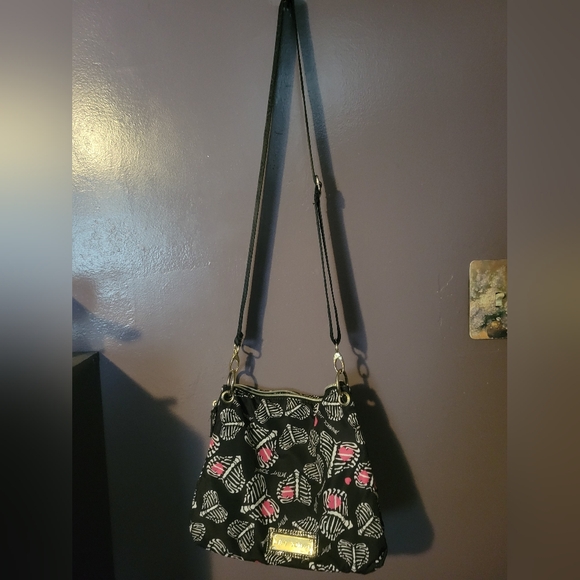 Betsey Johnson Heart Skips A Beat Crossbody Skeletons Hearts - Picture 3 of 5